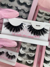 Load image into Gallery viewer, Mink Eyelashes